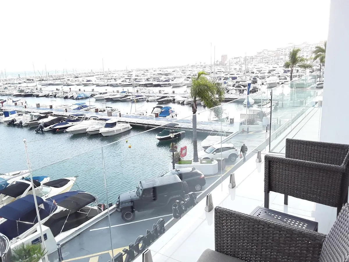 Apartamento First Line Duplex Puerto Banus Sleeps 8 People Marbella España