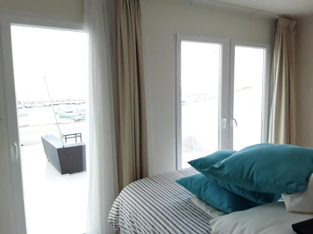 First Line Duplex Puerto Banus Sleeps 8 People Apartment Marbella